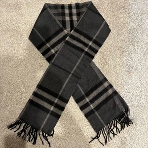 100% Authentic Burberry black check scarf for men 168x30cm